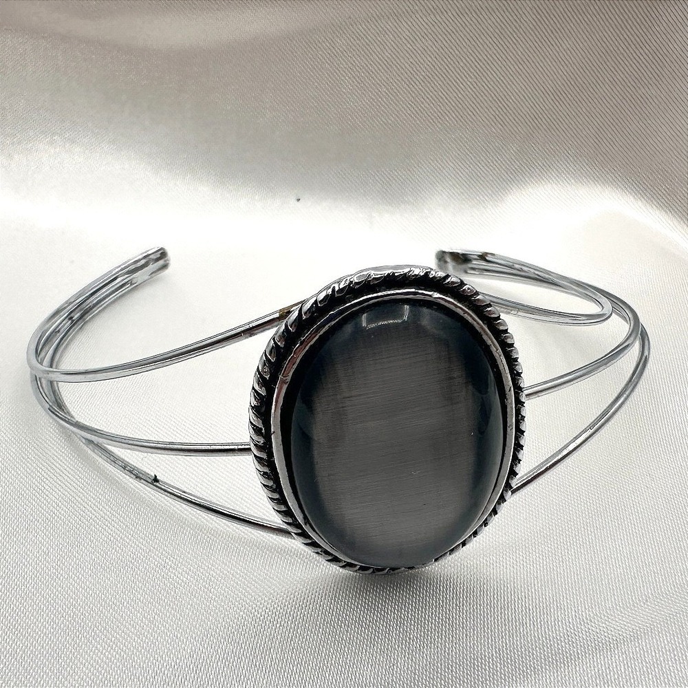 Vintage 80s Navajo Silver Tone Black Cabochon Rope‎ Cuff Bangle Bracelet Jewelry
